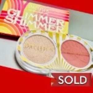PACIFICA BEAUTY Blush + Highlight Duo in Fire Lit and Glimmer Shimmer